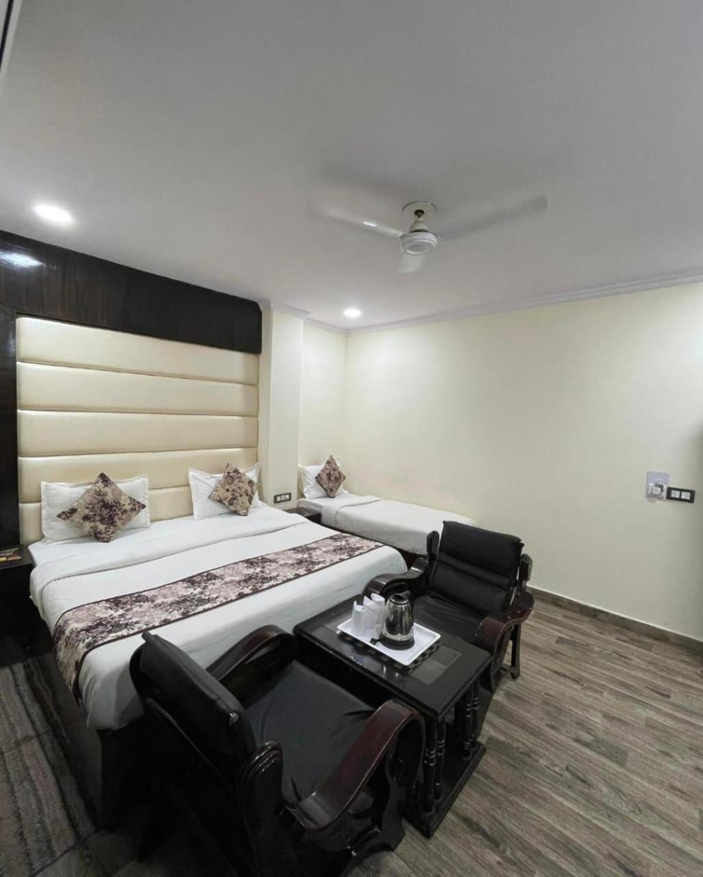 Hotel Radiance 델리 외부 사진
